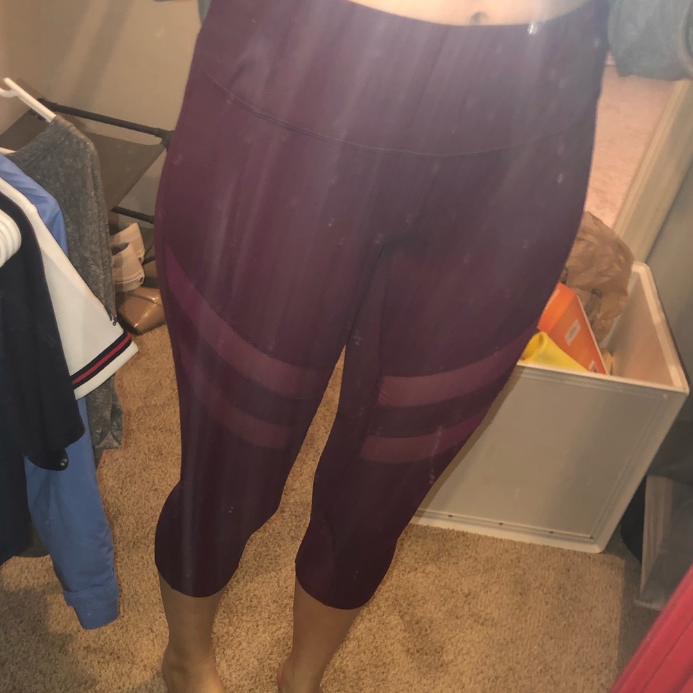 Cropped yoga leggings